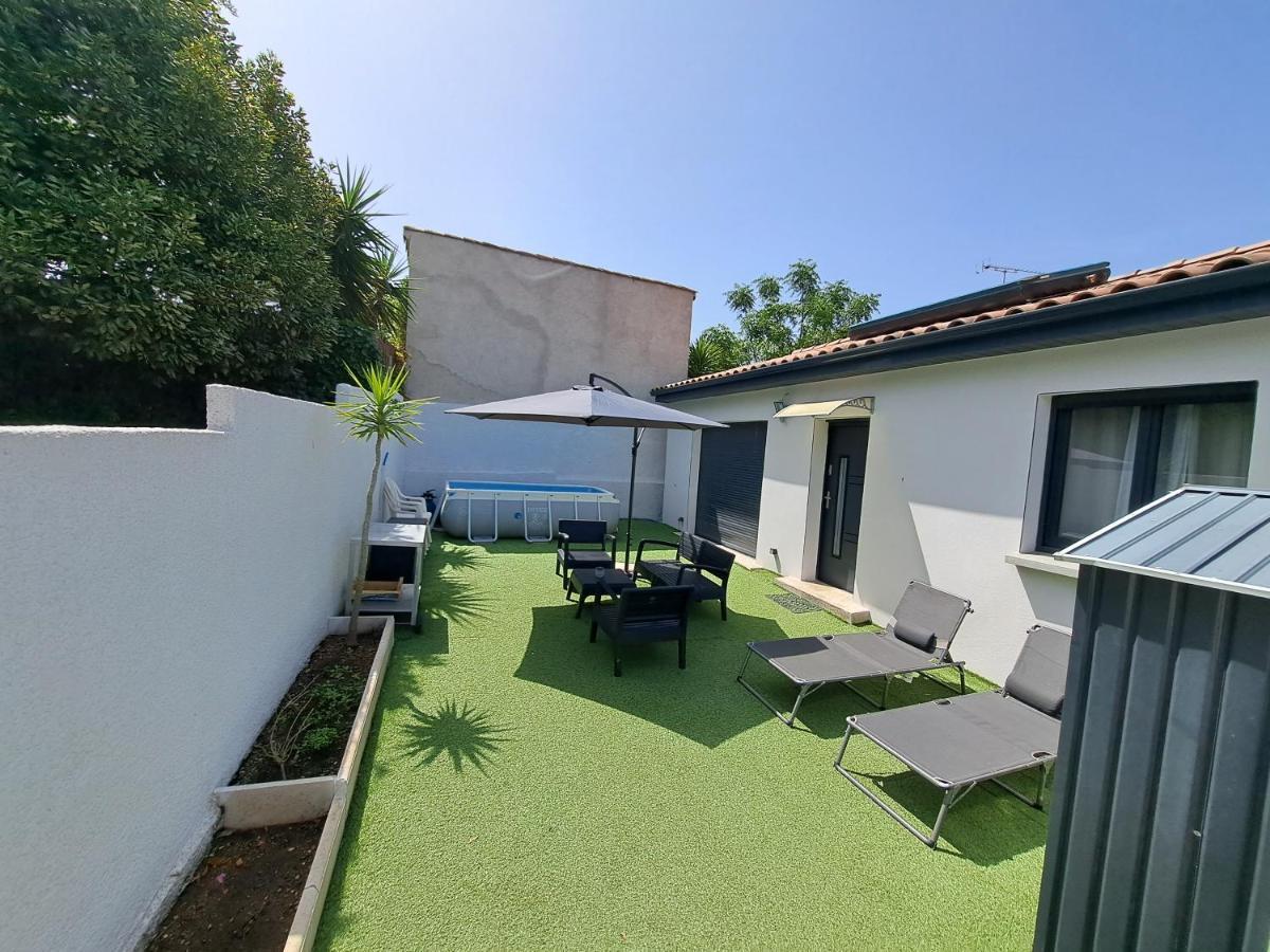 Charmante Maison Avec Piscine Bessan Екстериор снимка