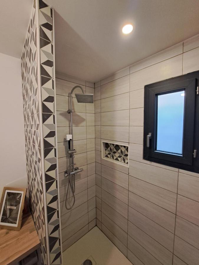 Charmante Maison Avec Piscine Bessan Екстериор снимка