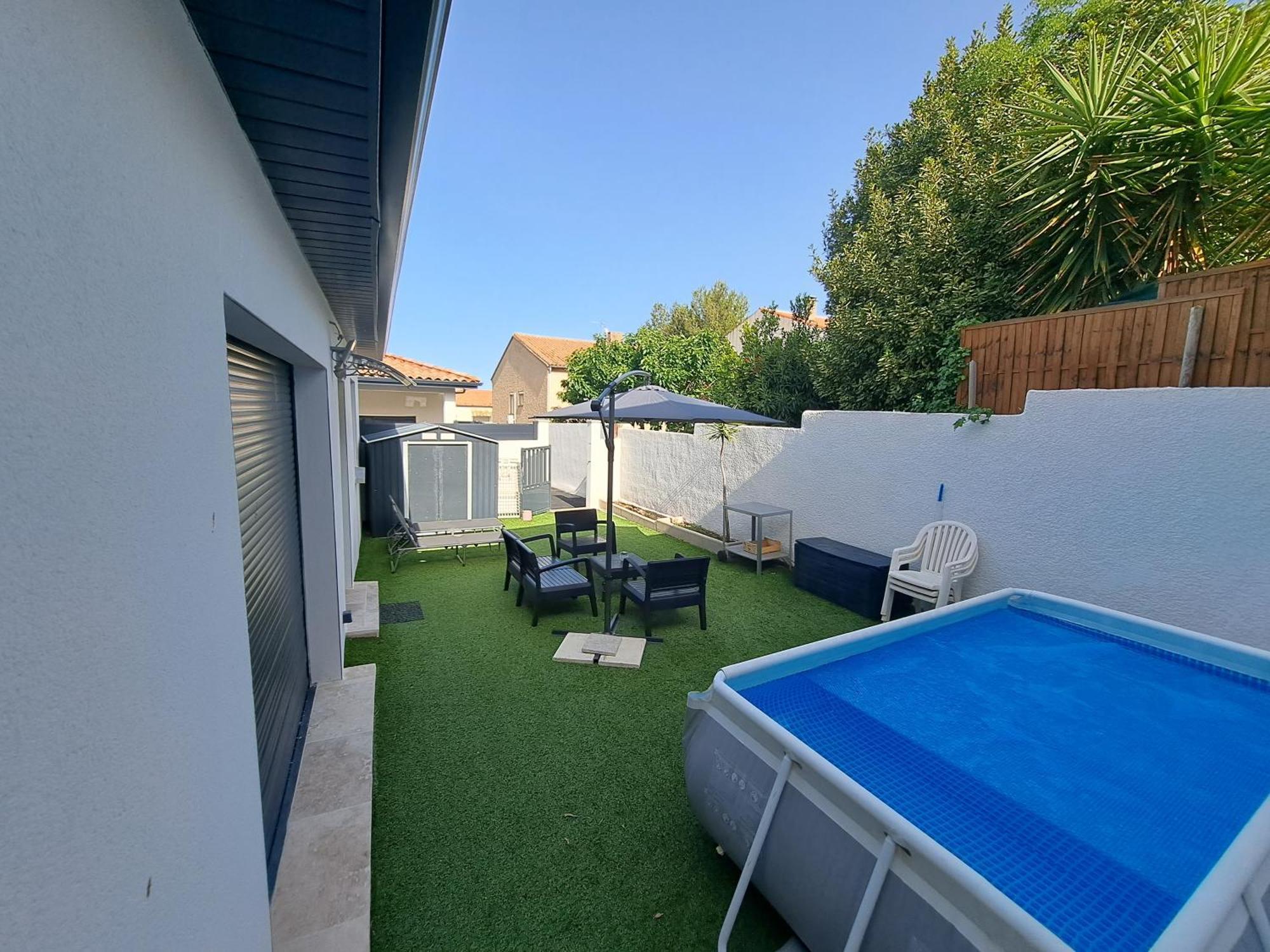 Charmante Maison Avec Piscine Bessan Екстериор снимка
